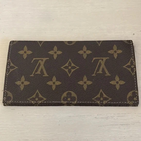 Authentic Louis Vuitton Monogram Checkbook Wallet - Picture 2 of 5